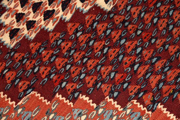 キリムセネのイラン直輸入珍しい色147000,サイズ:150x110cm(フサ含まず)