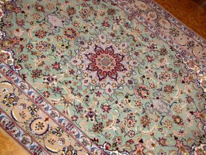 ENTESHARI工房手織りペルシャ絨毯46315、サイズ:202x130cm(フサ含まず)