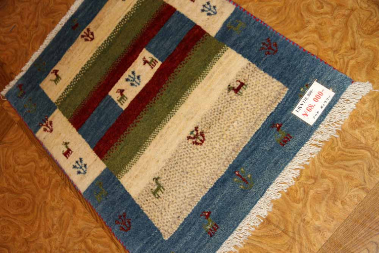 代表的なギャッベ模様、コルデスタンの高品質ギャッベ197210、サイズ:86x65cm(フサ含まず)