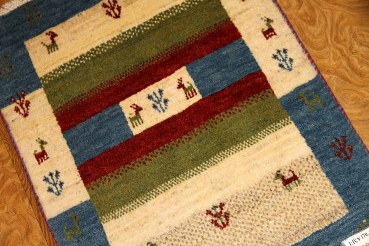 代表的なギャッベ模様、コルデスタンの高品質ギャッベ197210、サイズ:86x65cm(フサ含まず)