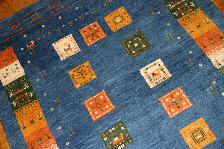 手織りペルシャギャッベのスカイーブルーラグ1700001、オリジナルギャッベ、サイズ:192x148 CM (フサ含まず)