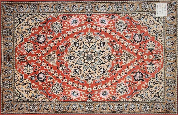 とても珍しい色彩の手織りペルシャ絨毯ナイン産43139、サイズ:115x78 CM