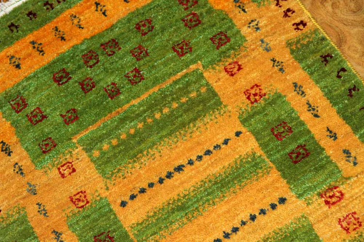 おしゃれでカラフルな色彩コルデスタン産地ギャッベ高品質58161、サイズ:85x55cm(フサ含まず)