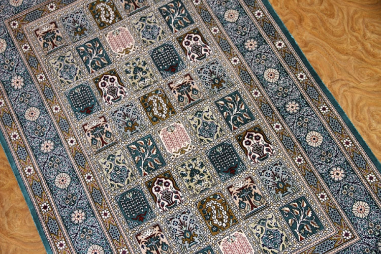 グリーン色のヘシティーデザイン絹玄関マットのペルシャ絨毯56068、サイズ:121x78cm(フサ含まず)