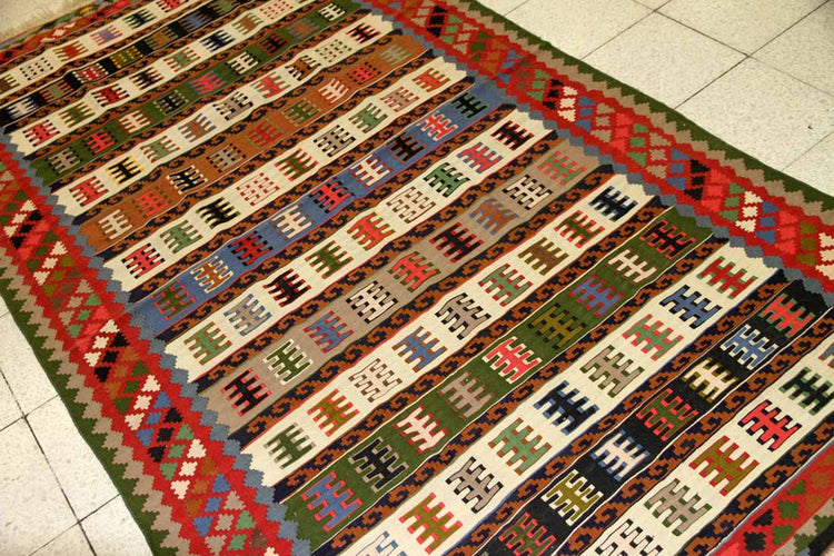 ペルシャキリムキングサイズシラズ産地リビングラグ329000、サイズ:262x142cm(スサ含まず)