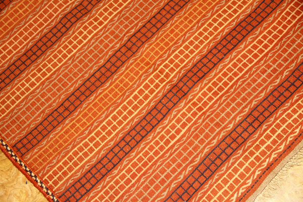 ペルシャンキリムのカラート産地ラグサイズ23803,サイズ:202x150cm(フサ含まず)