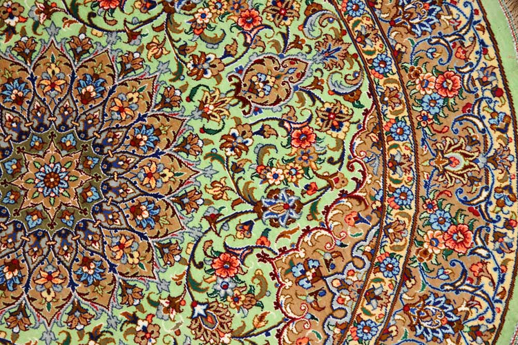 ペルシャ絨毯の丸、シルク手織りクム産地2456261、サイズ: 101x101cm