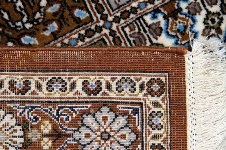 イラン製ペルシャ絨毯手織りセンターラグクムウールA167000、サイズ:150x104CM (フサを含まず)