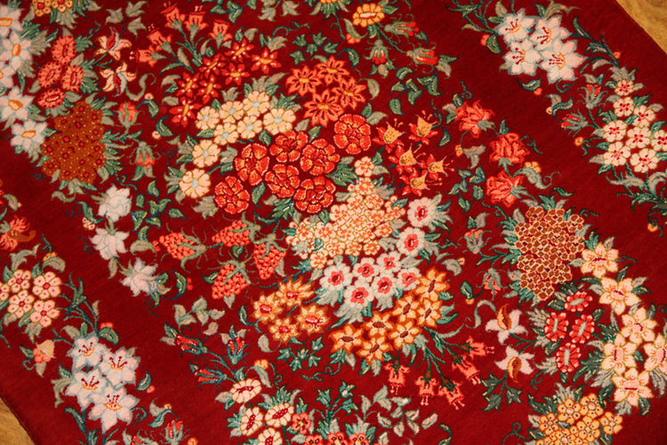 赤い花の絨毯手織りシルクのペルシャ絨毯、春の絨毯、red silk carpet50025、サイズ:89x57