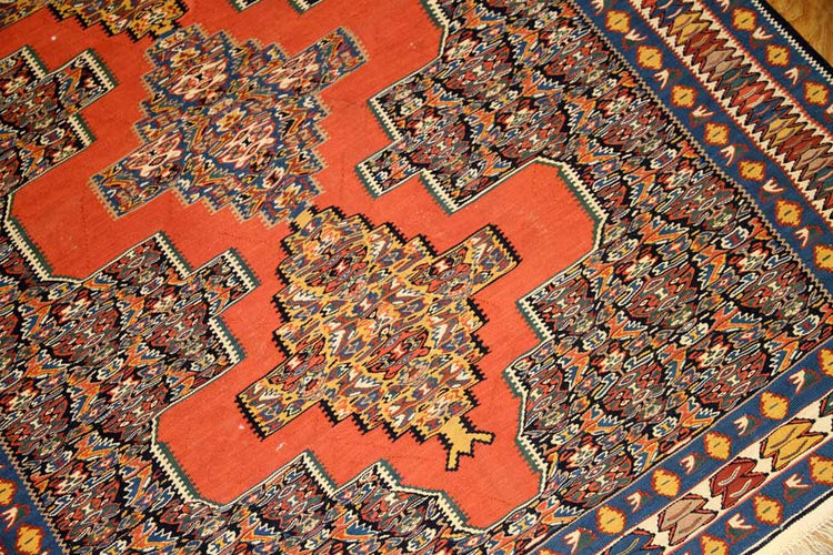 高級ペルシャキリムのセネ産地センターラグ84000,サイズ:150x120cm(フサ含まず)