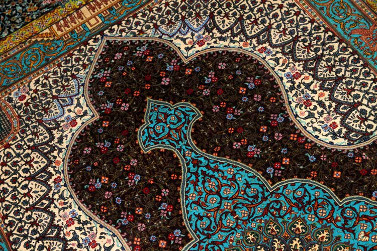 シルクのペルシャラグ高品質手織りイラン製絨毯60008、サイズ:195x134 CM (フサ含まず)