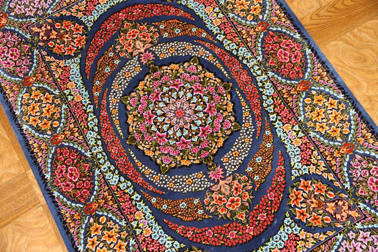 スーパークオリティーシルク手織りペルシャ絨毯57011、サイズ:120x80 CM