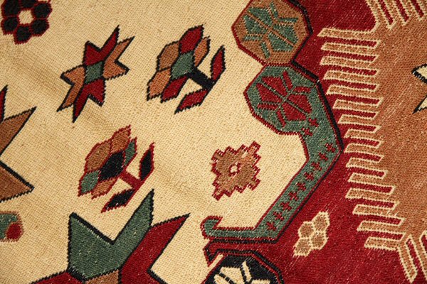 ペルシャキリム高品質ソファー前サイズ26667,サイズ：196x120ｃｍ（フサ含まず）