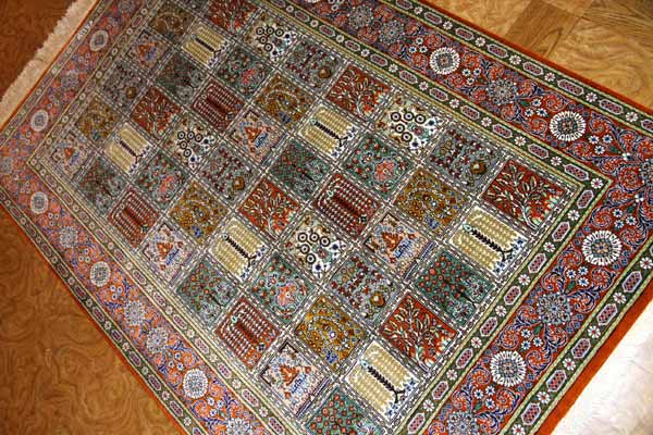 ヘシティーデザイン和風シルクペルシャ絨毯、クム産地イラン輸入49080、サイズ：150x100 CM（フサ含まず）