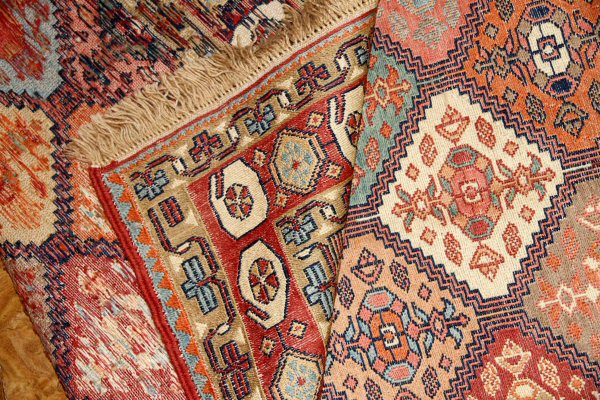 キリムイラン直輸入トップクオリティー35854,サイズ：188x123ｃｍ（フサ含まず）