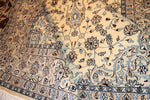 ナインリビングジュウタンベージュ色35255、サイズ：295x204ｃｍ（フサ含まず）