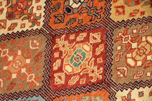 キリムイラン直輸入トップクオリティー35854,サイズ：188x123ｃｍ（フサ含まず）