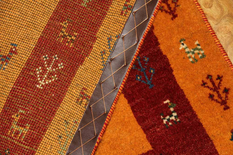 リズバフトギャッベ高品質コルデスタンギャッベマットイラン製26217、サイズ：88x64ｃｍ（フサ含まず、