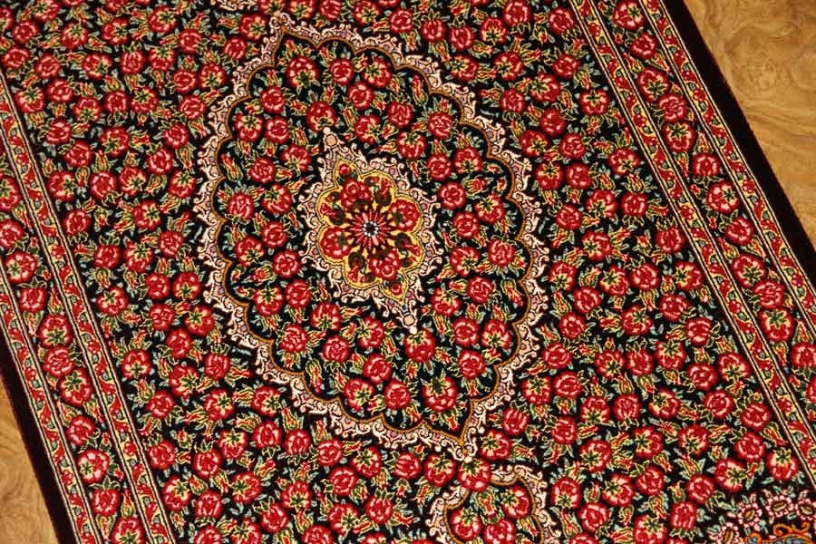 高級手織りペルシャ絨毯、バラいっぱいシルクペルシャ絨毯、レッドローズ56010、サイズ： 92x58 CM