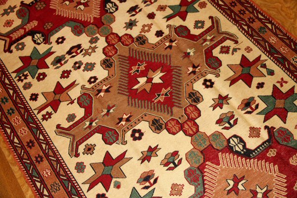 ペルシャキリム高品質ソファー前サイズ26667,サイズ：196x120ｃｍ（フサ含まず）
