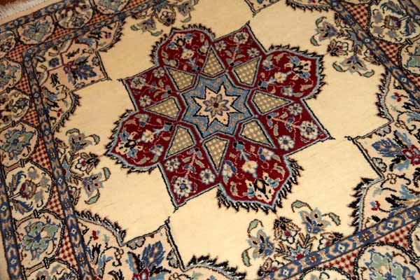 正方形ナイン手織りペルシャ絨毯13003、サイズ：104x95 CM