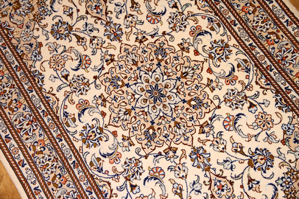 ペルシャ絨毯カシャーンシルク47032、サイズ：90x58、工房：FALLAH