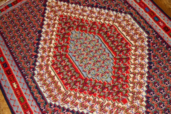 セネのキリムカーペットセンターラグ139000,サイズ：153x126ｃｍ（フサ含まず）
