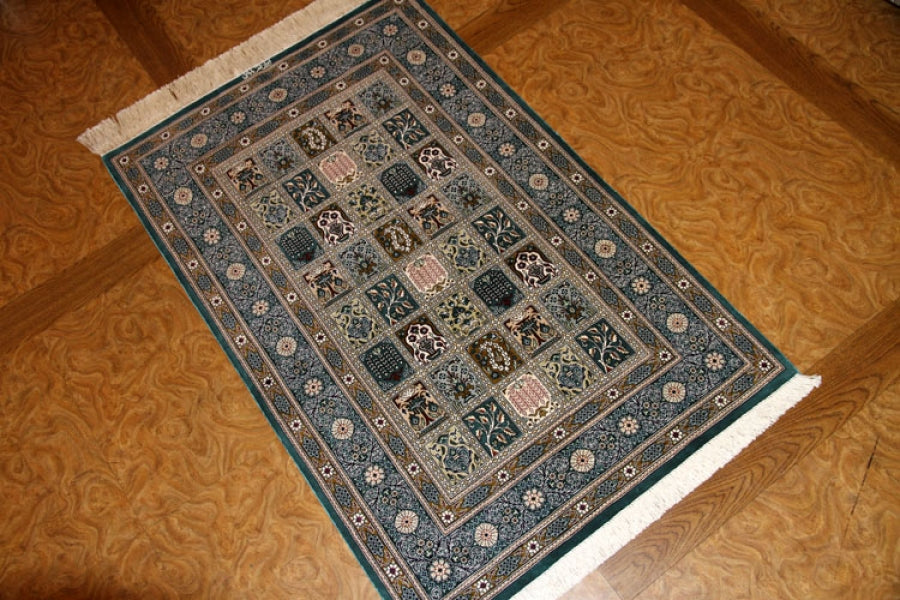 グリーン色のヘシティーデザイン絹玄関マットのペルシャ絨毯56068、サイズ：121x78ｃｍ（フサ含まず）