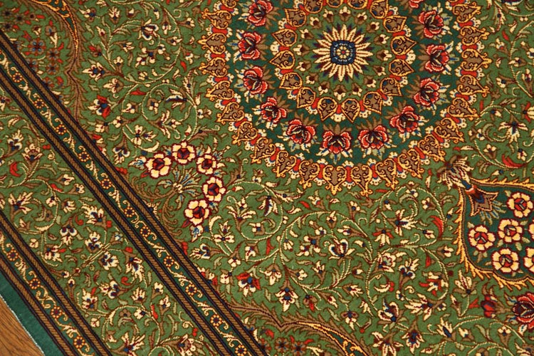 高級手作りペルシャ絨毯クムシルクグリーン57008、green carpet silk、サイズ：121x76 CM