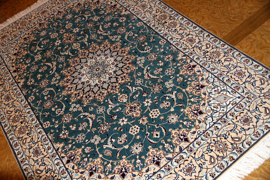 高品質の手織りナイン絨毯有名工房77792、和風なセンターラグ、サイズ：200x139 CM