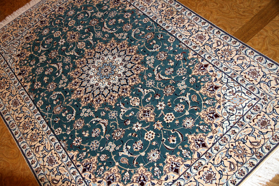 高品質の手織りナイン絨毯有名工房77792、和風なセンターラグ、サイズ：200x139 CM
