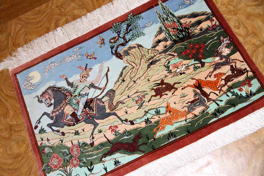クムシルクのハンティングデザインペルシャ絨毯50013、サイズ：58x40 CM