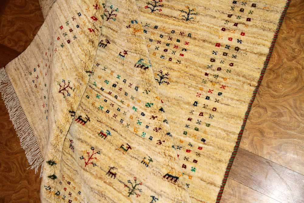 高品質のイラン製ギャッベ、メリノウールペルシャ18316、サイズ：203x156cm（フサ含まず）