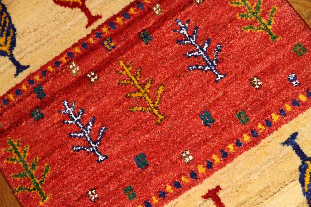 カラフルな高品質コルデスタンギャッベイラン製58160、サイズ：94x58ｃｍ（フサ含まず）