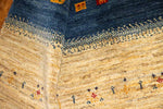 手織りペルシャギャッベの明るい色彩ソファー前ラグ19210、サイズ：204x147 CM (フサ含まず）