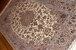 Isfahan persian carpetイスファハンラグ50138、サイズ：174x108ｃｍ（フサ含まず）