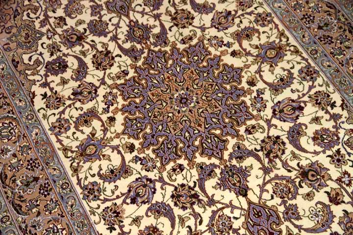 Isfahan persian carpetイスファハンラグ50138、サイズ：174x108ｃｍ（フサ含まず）