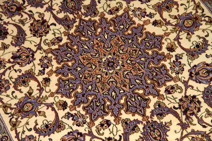 Isfahan persian carpetイスファハンラグ50138、サイズ：174x108ｃｍ（フサ含まず）