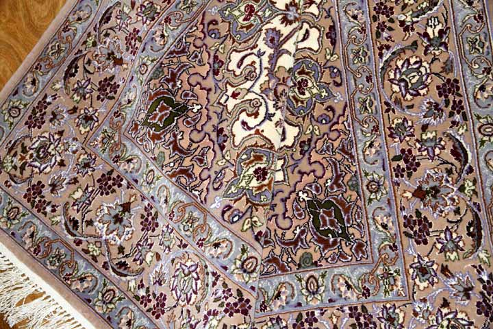 Isfahan persian carpetイスファハンラグ50138、サイズ：174x108ｃｍ（フサ含まず）