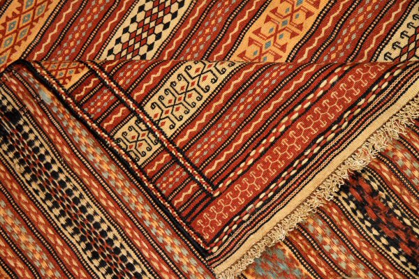 シンプルキリムのカラート産地手織りウール4437,サイズ：205x148ｃｍ（フサ含まず）