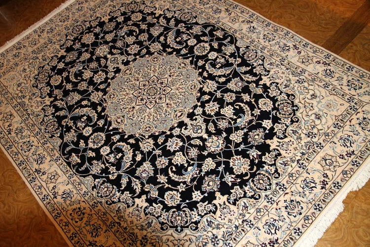 ペルシャ絨毯ナイン、おしゃれなセンターラグ34435、サイズ：201x156 CM