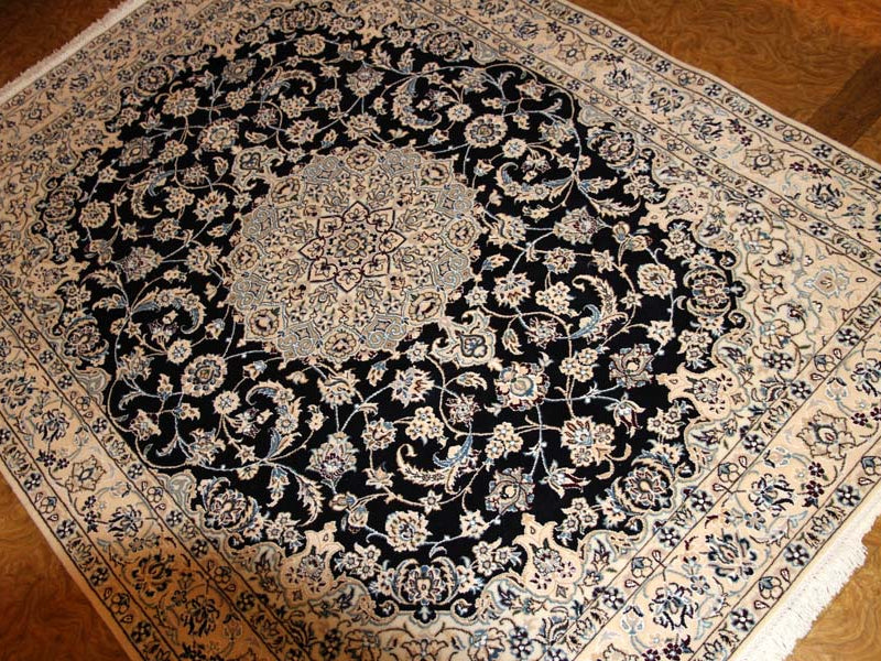 ペルシャ絨毯ナイン、おしゃれなセンターラグ34435、サイズ：201x156 CM