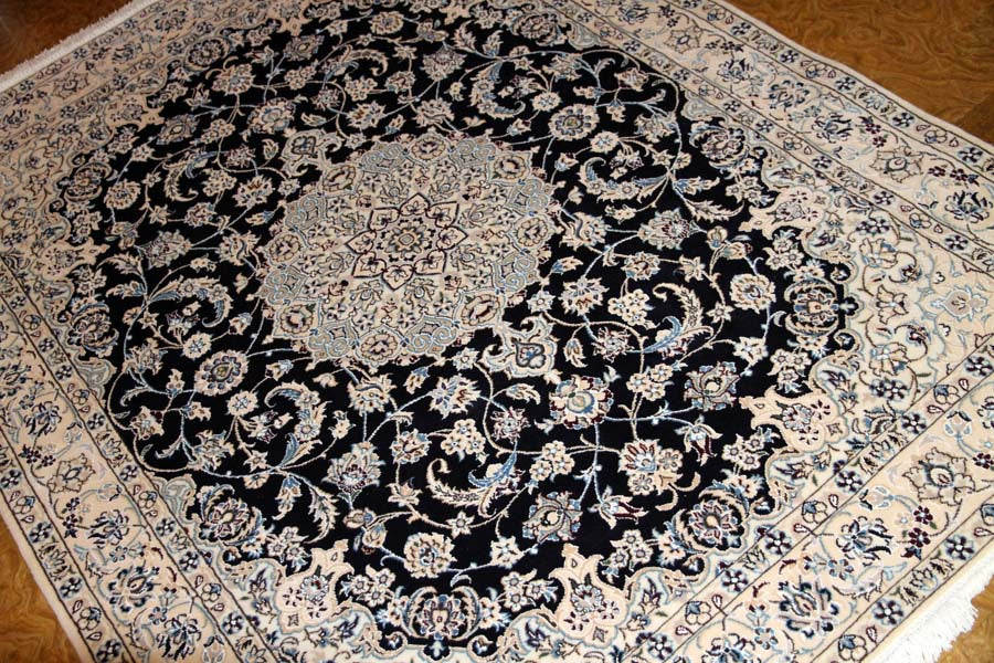 ペルシャ絨毯ナイン、おしゃれなセンターラグ34435、サイズ：201x156 CM