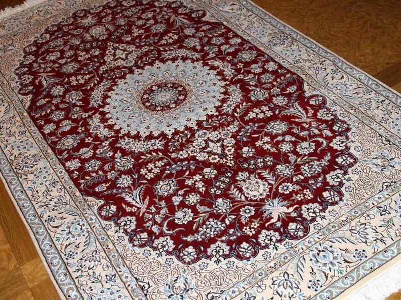 手織りイラン製リビングラグ、ペルシャ絨毯ナイン赤色21151、サイズ：234ｘ145 cm
