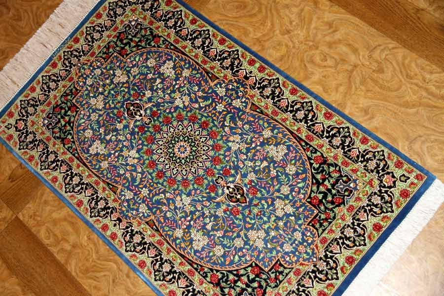 シルクのペルシャ絨毯玄関マットブルー色56041、イラン輸入、サイズ： 98x60 CM