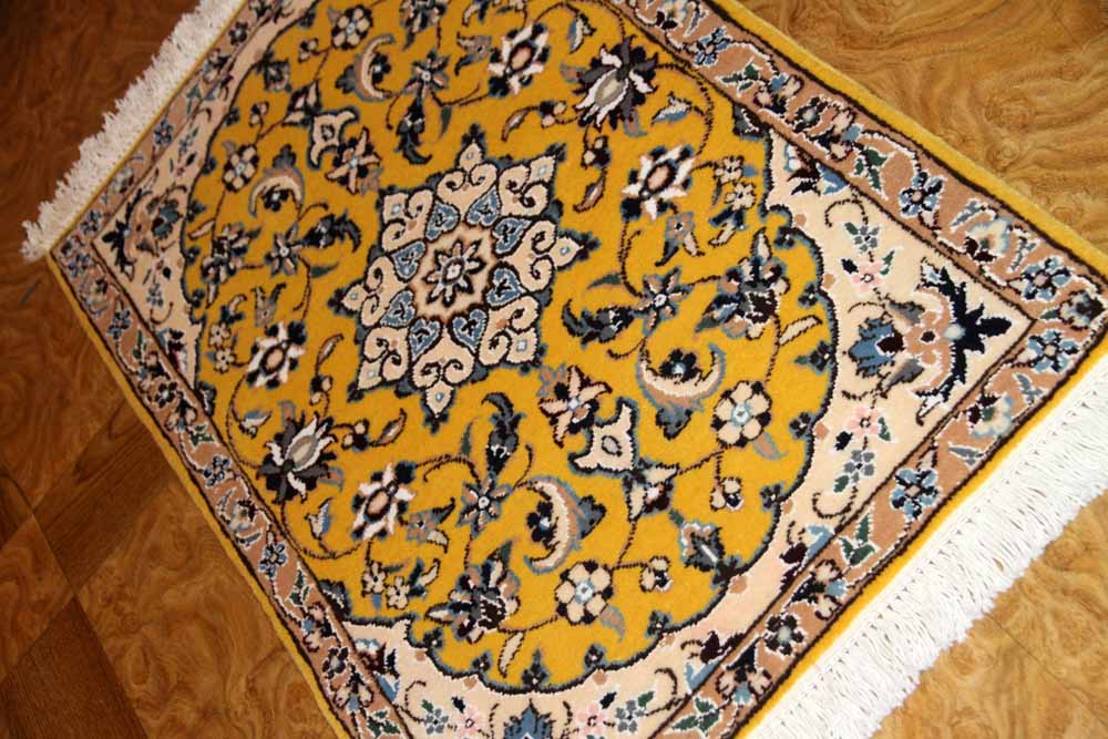 イラン輸入マンション玄関マットペルシャ絨毯ナイン産4153、サイズ：77x52 CM、