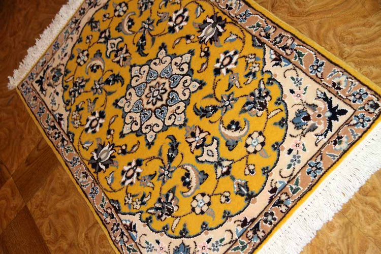 イラン輸入マンション玄関マットペルシャ絨毯ナイン産4153、サイズ：77x52 CM、