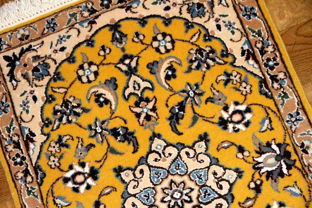 イラン輸入マンション玄関マットペルシャ絨毯ナイン産4153、サイズ：77x52 CM、