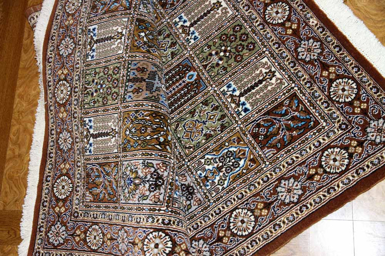イラン製ペルシャ絨毯手織りセンターラグクムウールA167000、サイズ：150x104CM (フサを含まず)