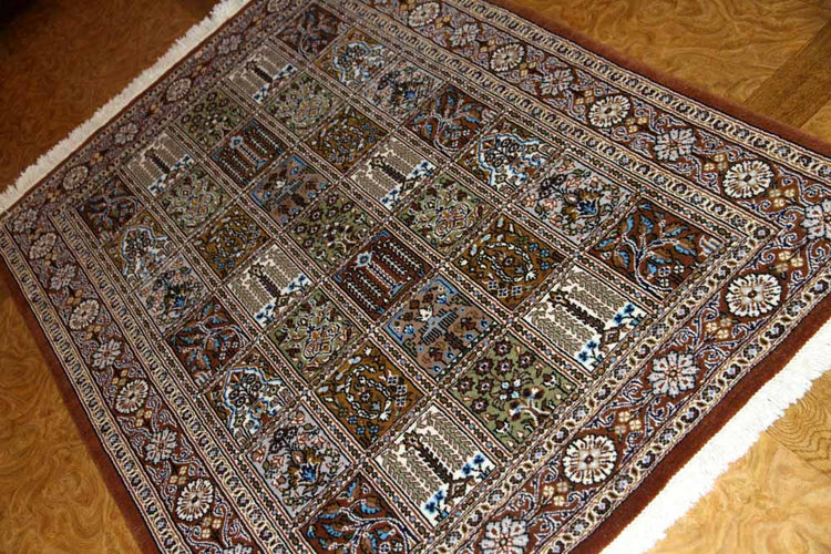 イラン製ペルシャ絨毯手織りセンターラグクムウールA167000、サイズ：150x104CM (フサを含まず)